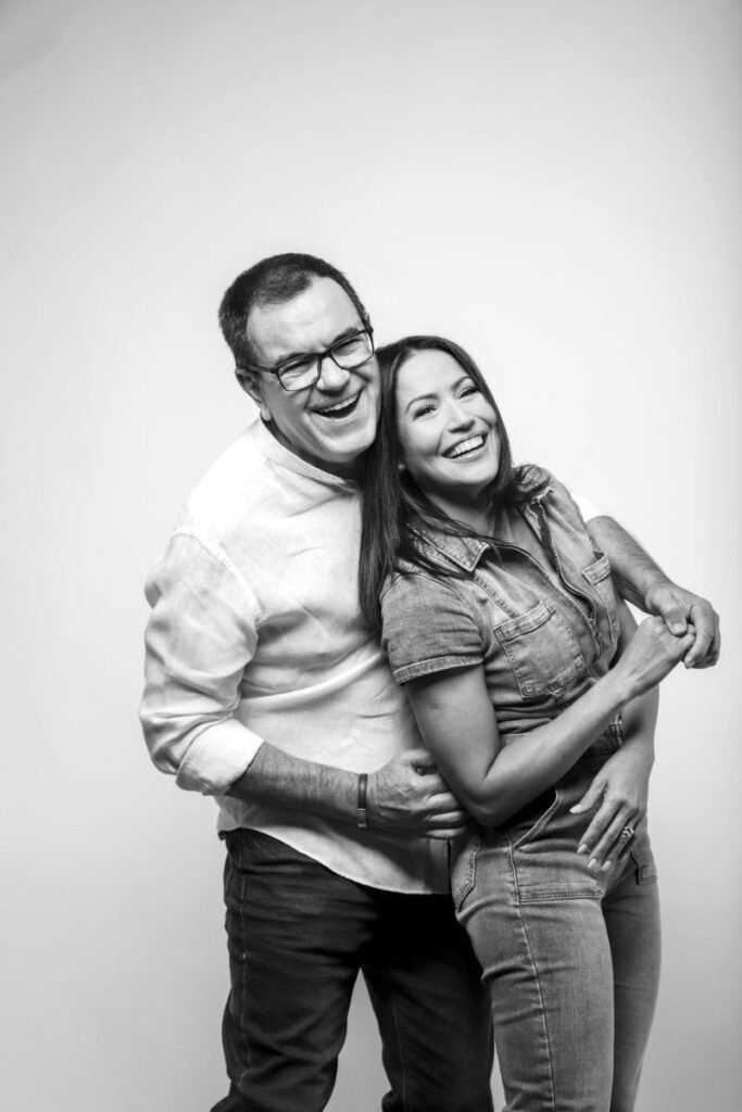 laureano marquez y jessica naranjo. fotografo de retratos de familia y pareja en madrid, lorena riga monfort